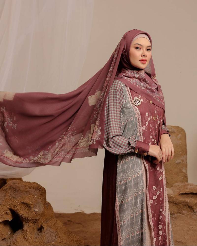 Instagram.com/shibyshireen